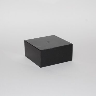 Sokkel zwart marmer met gat – Vierkant 100x100x50mm