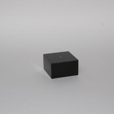 Sokkel zwart marmer met gat – Vierkant 65x65x40mm
