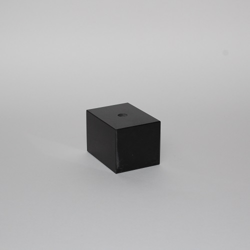 Sokkel zwart marmer met gat – Rechthoek 70x50x50mm